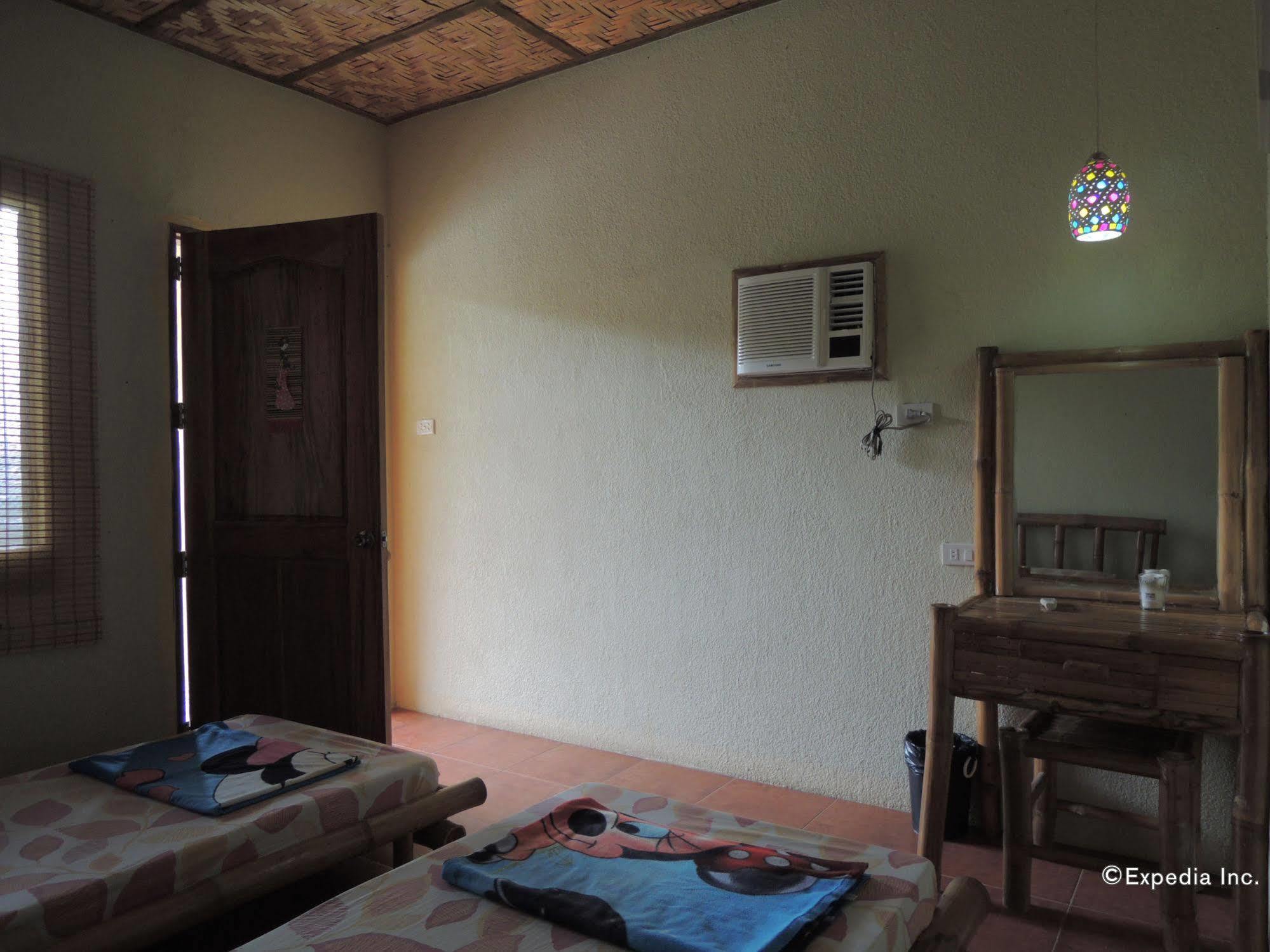 Moalboal Beach Resort Alcantara  Luaran gambar