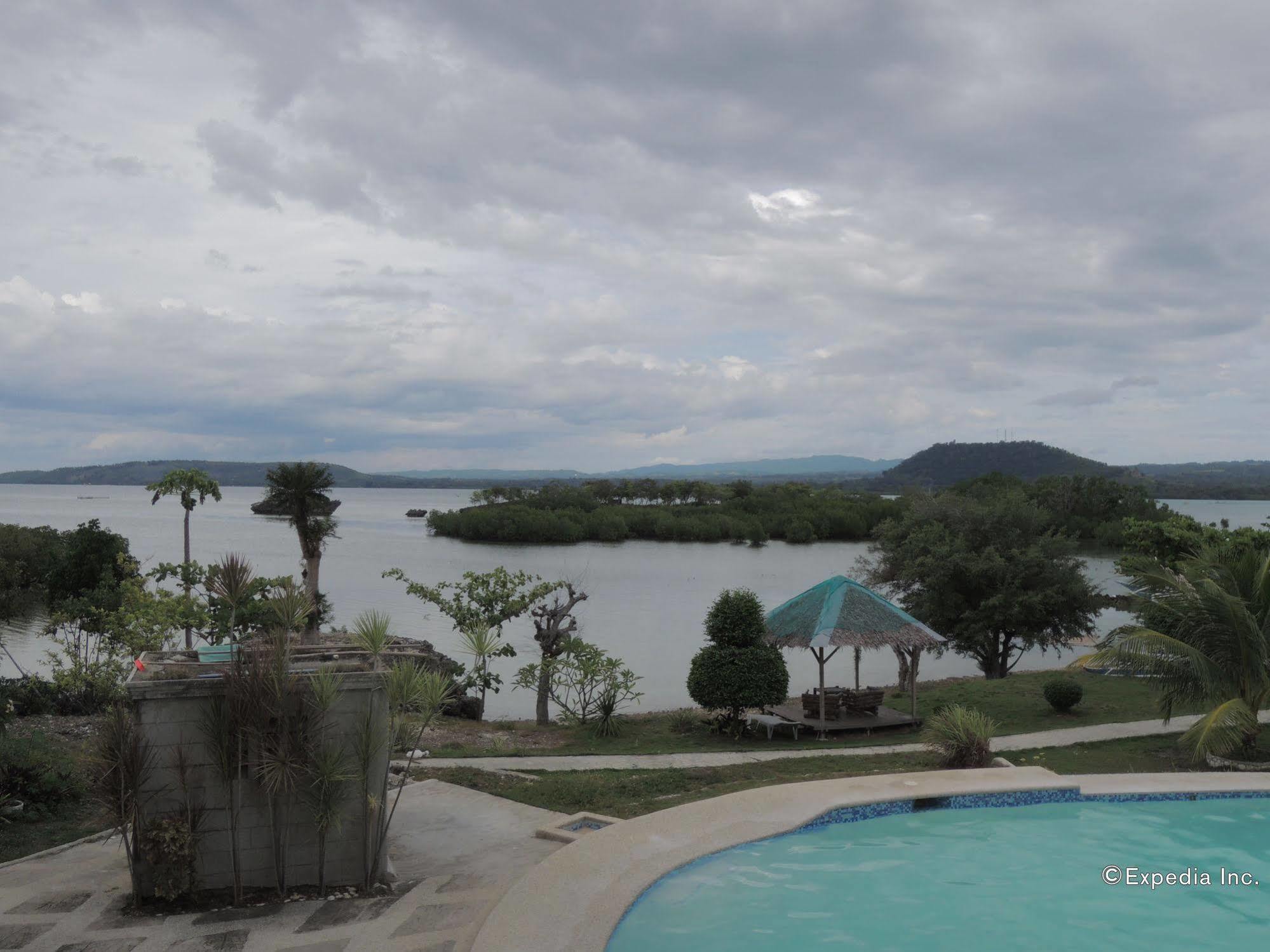 Moalboal Beach Resort Alcantara  Luaran gambar